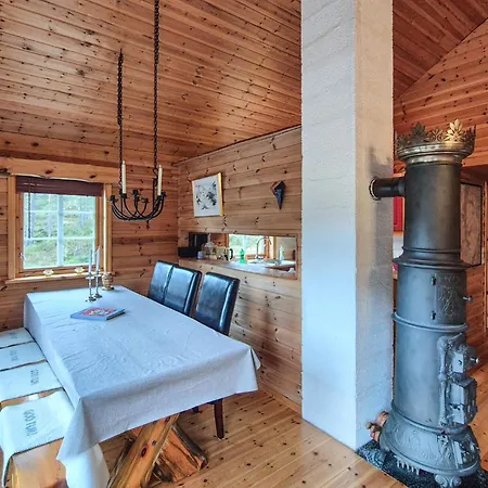 Ferienhaus Amazing In With Sauna Skare (More og Romsdal)